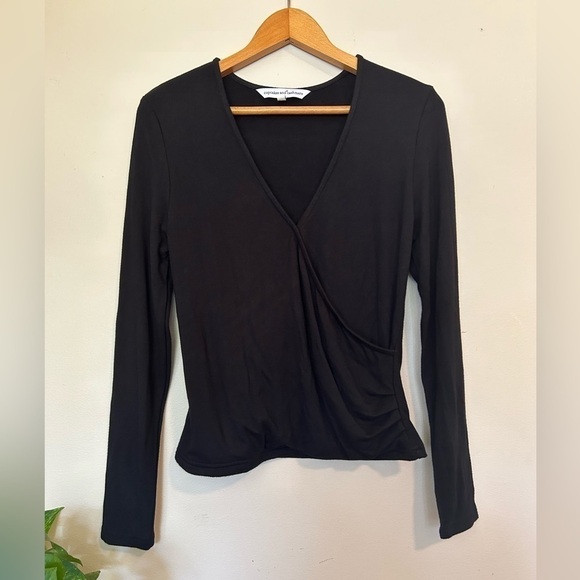 Cupcakes and cashmere black long sleeve stretchy soft Blouse Top Sweater size M - Picture 1 of 10